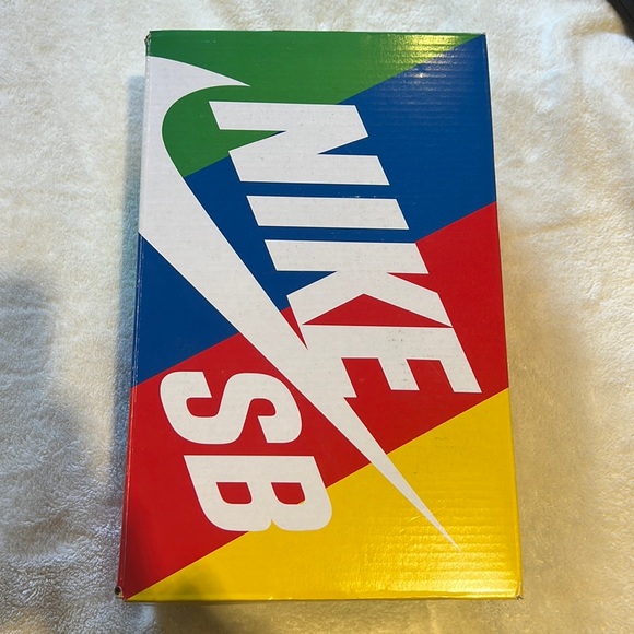 Gnarhunter Drunks Nike SB - Picture 4 of 6
